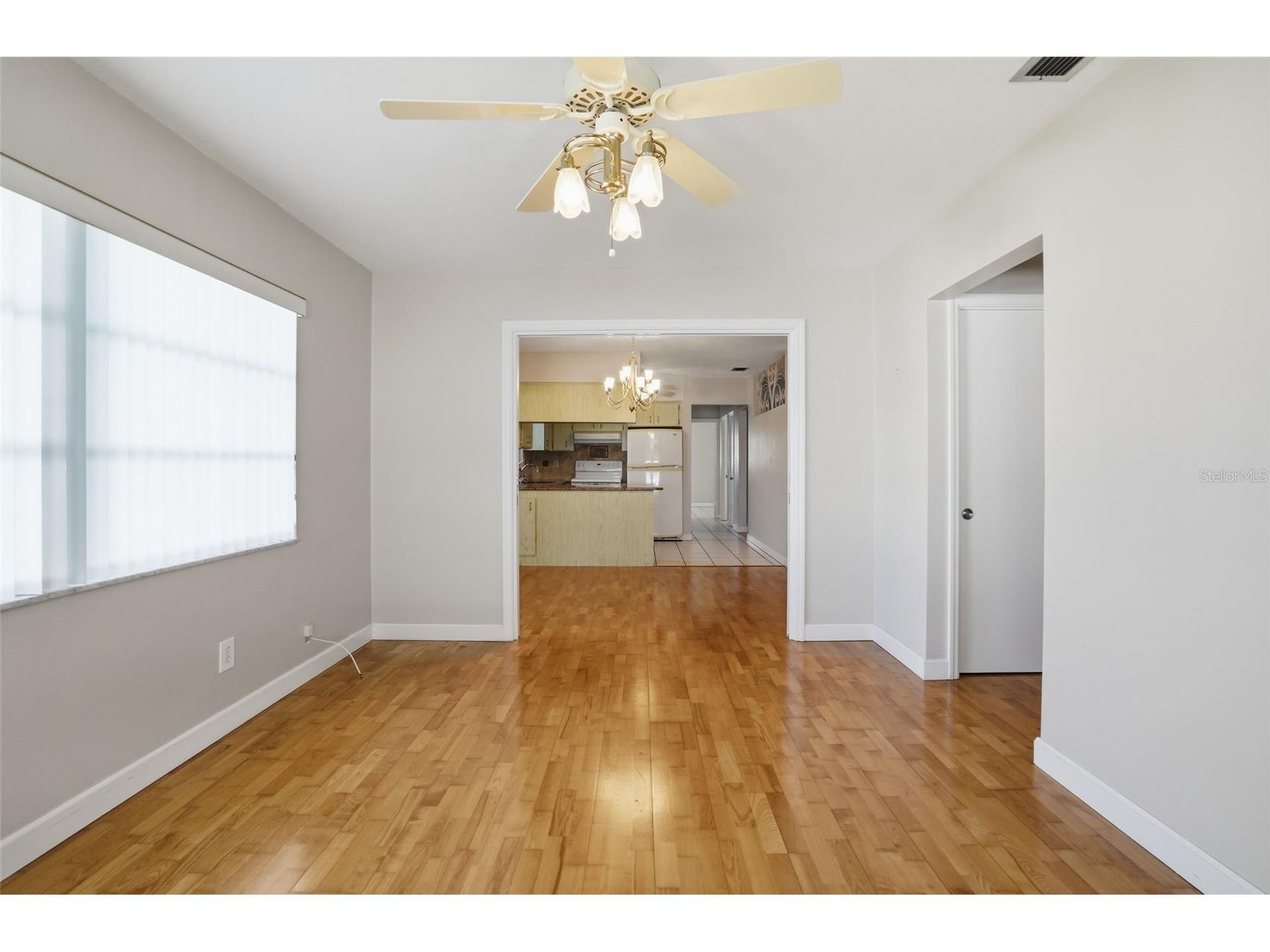 4545 34th Avenue N Saint Petersburg FL 33713 TB8487423 image14