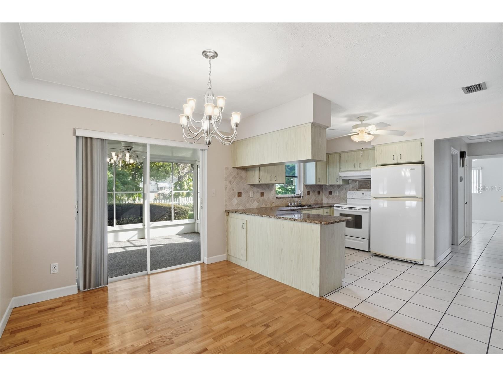 4545 34th Avenue N Saint Petersburg FL 33713 TB8487423 image19