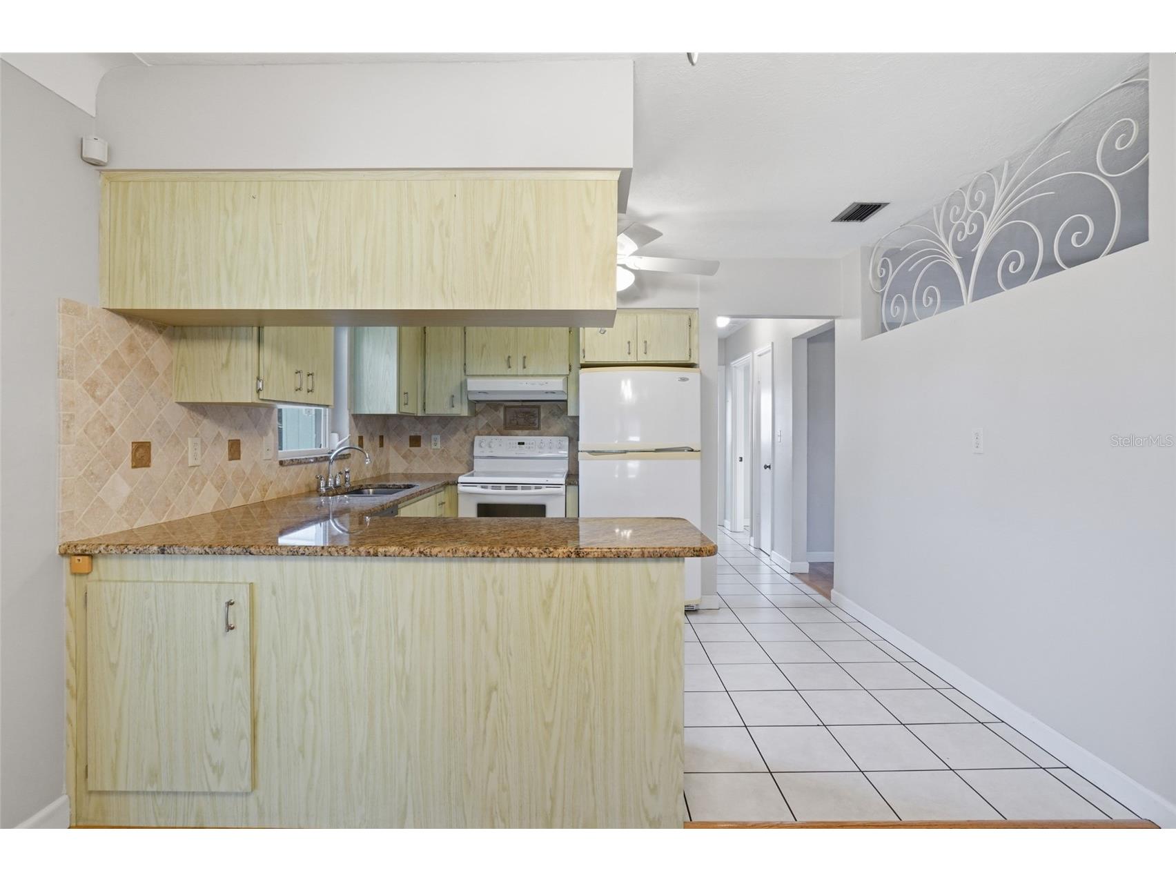 4545 34th Avenue N Saint Petersburg FL 33713 TB8487423 image20