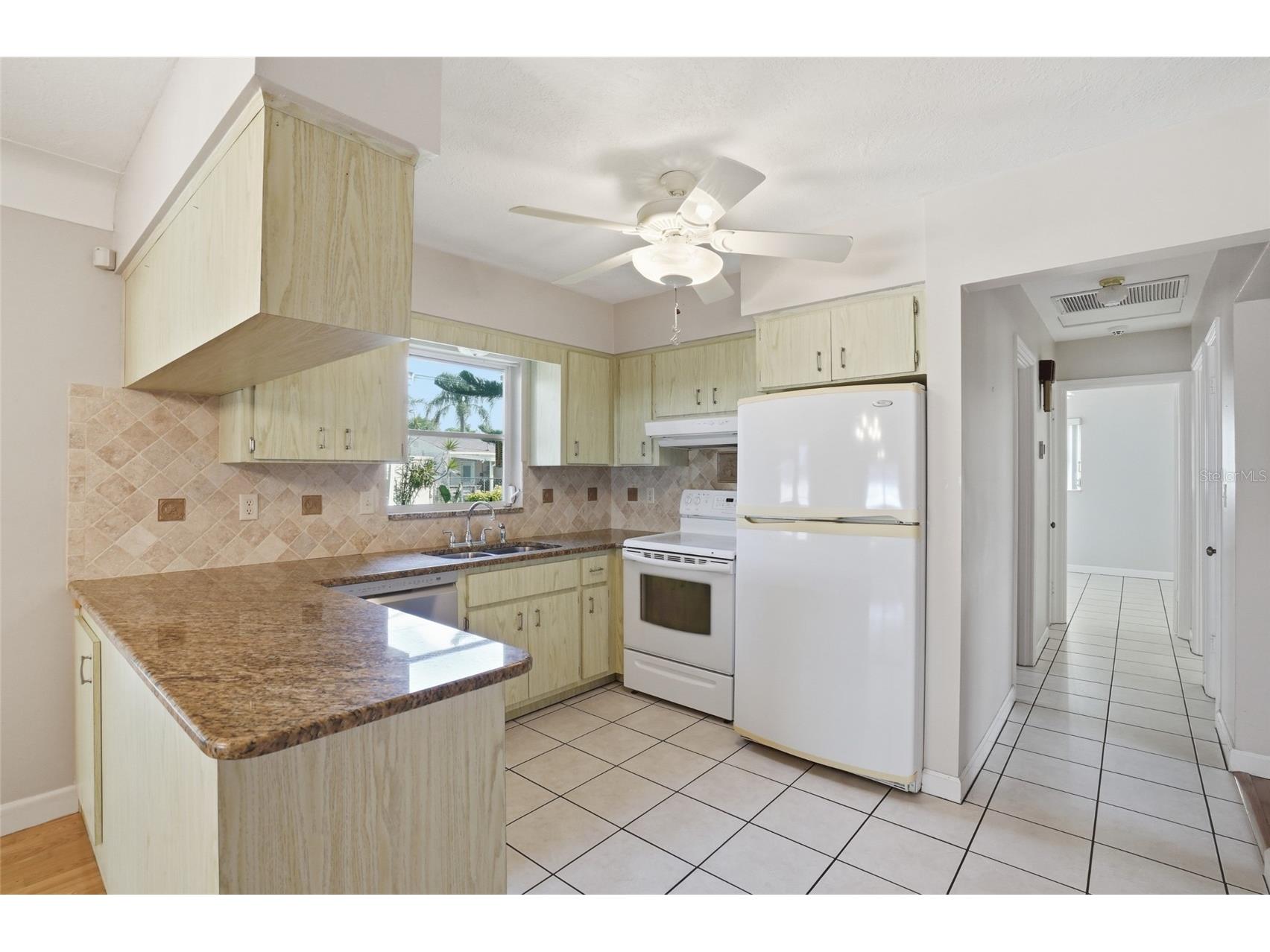 4545 34th Avenue N Saint Petersburg FL 33713 TB8487423 image21