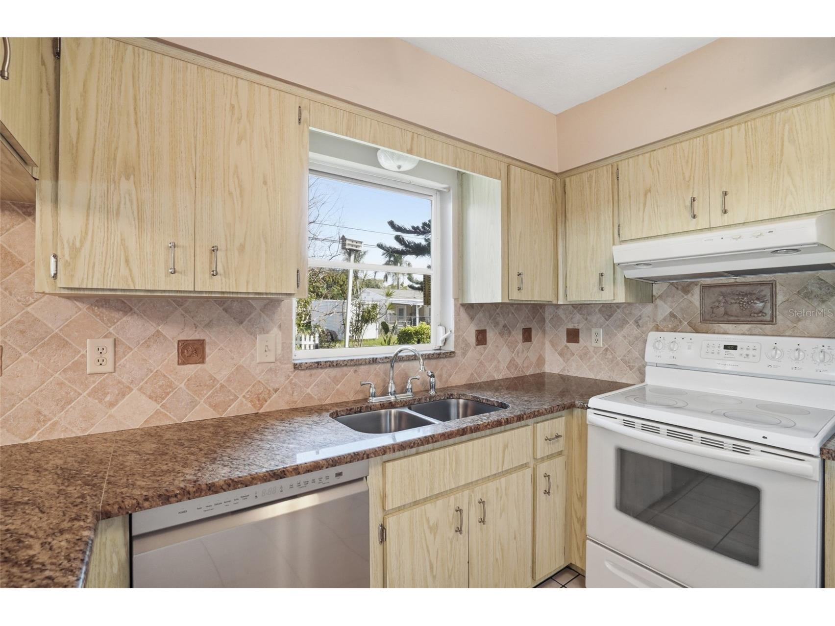 4545 34th Avenue N Saint Petersburg FL 33713 TB8487423 image22