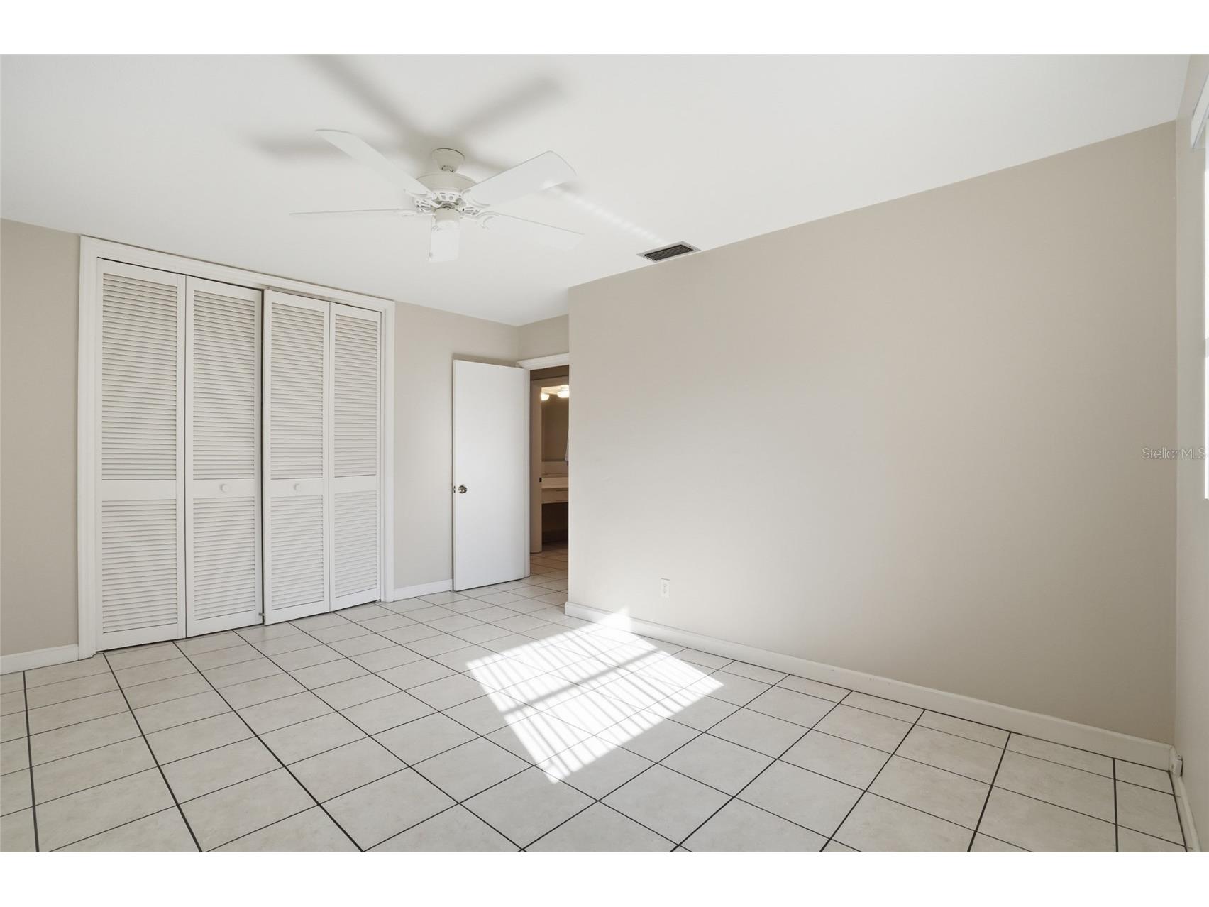 4545 34th Avenue N Saint Petersburg FL 33713 TB8487423 image32