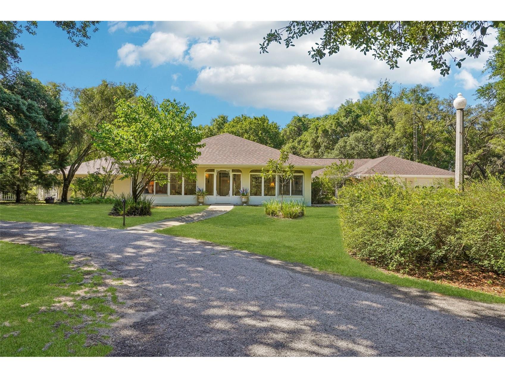4546 Griffin View Drive Lady Lake FL 32159 G5112836 image2