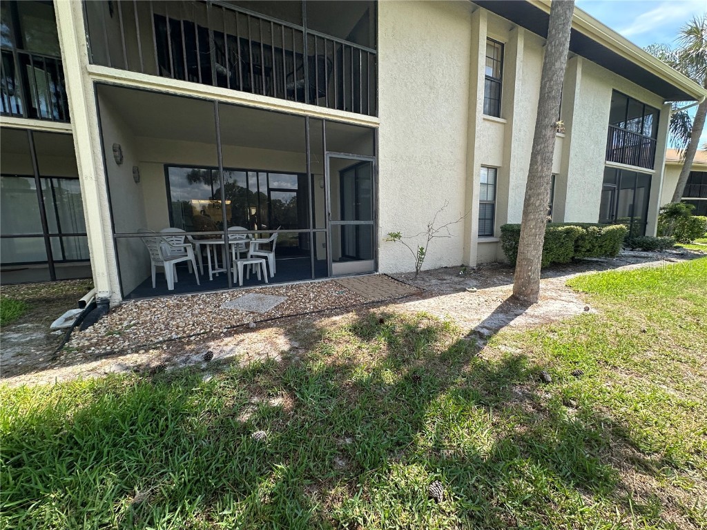 4546 Weybridge #39 Sarasota FL 34235 A4522447 image15