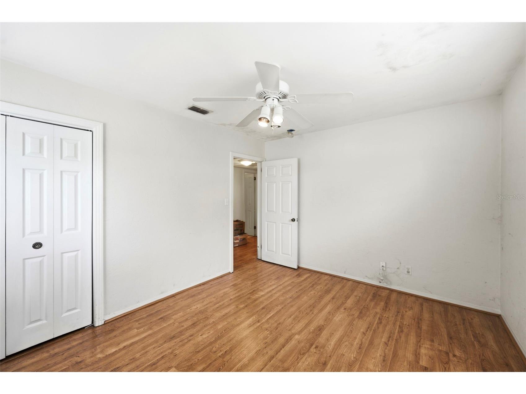 4548 12th Avenue N Saint Petersburg FL 33713 TB8528387 image12