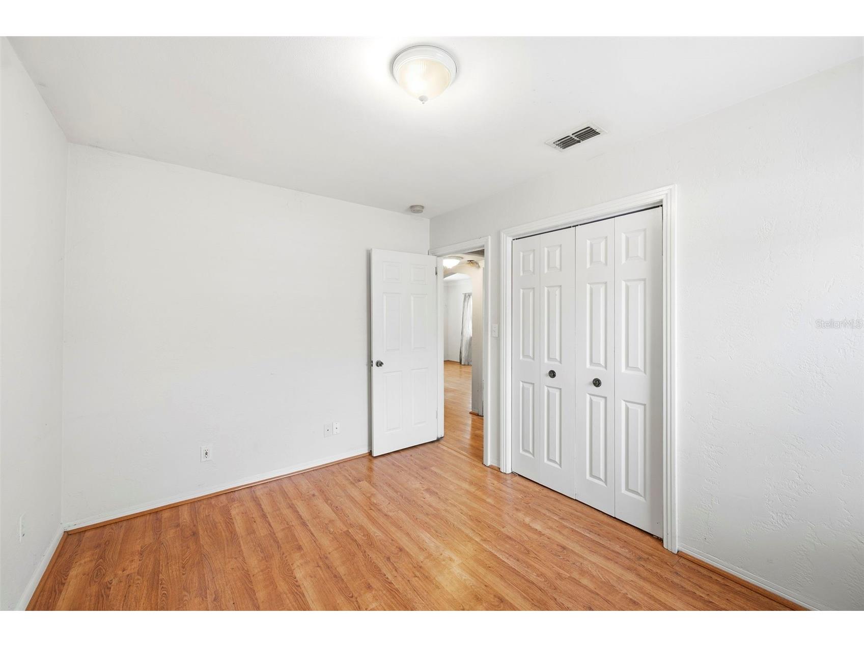 4548 12th Avenue N Saint Petersburg FL 33713 TB8528387 image18