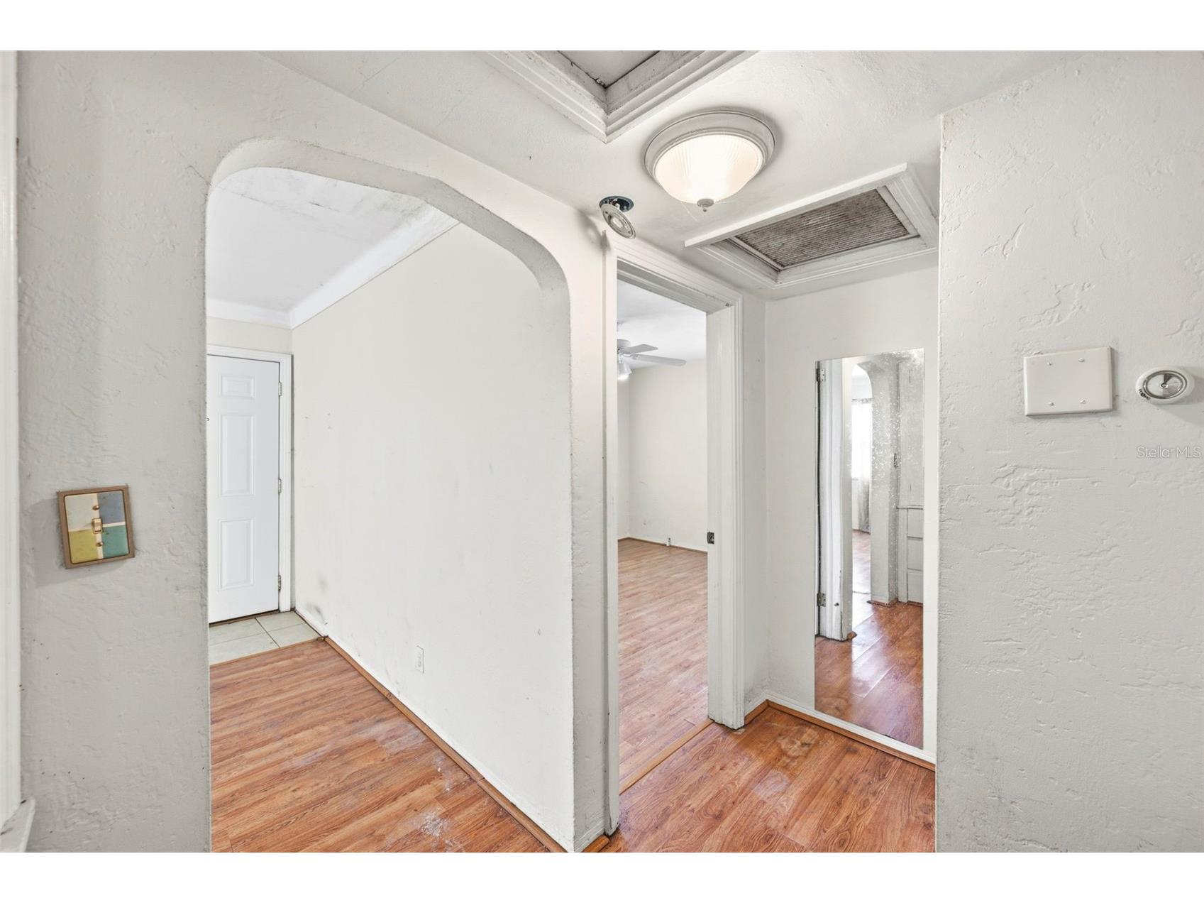 4548 12th Avenue N Saint Petersburg FL 33713 TB8528387 image20