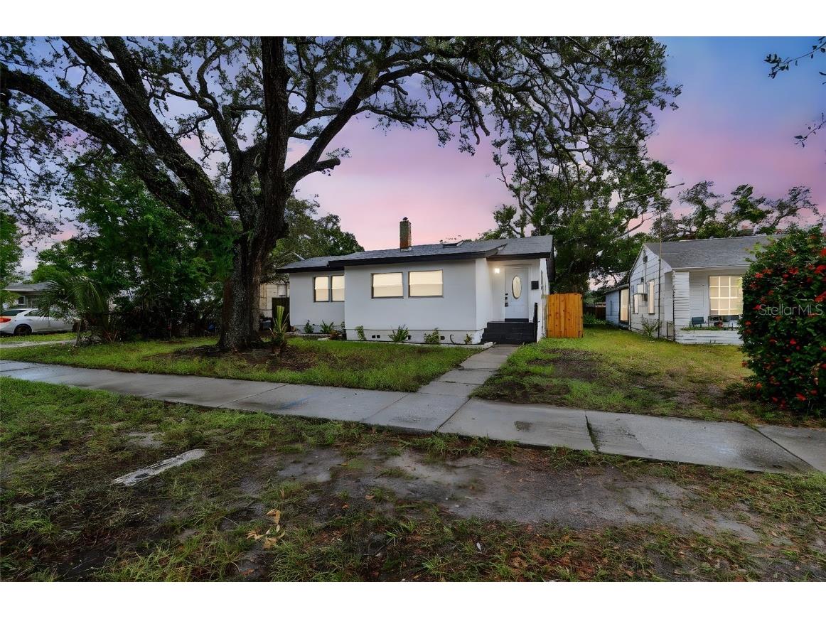 4548 18th Avenue S Saint Petersburg FL 33711 TB8410791 image1