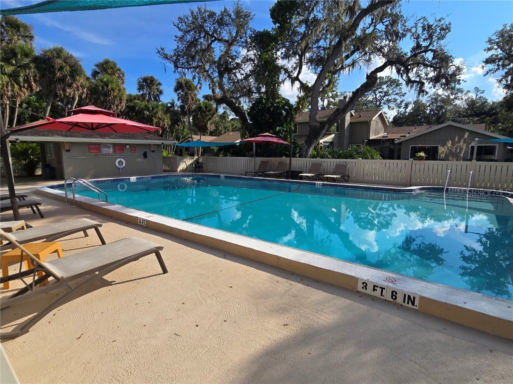 4548 Forest Wood Trail #27 Sarasota FL 34241 A4673648 image2