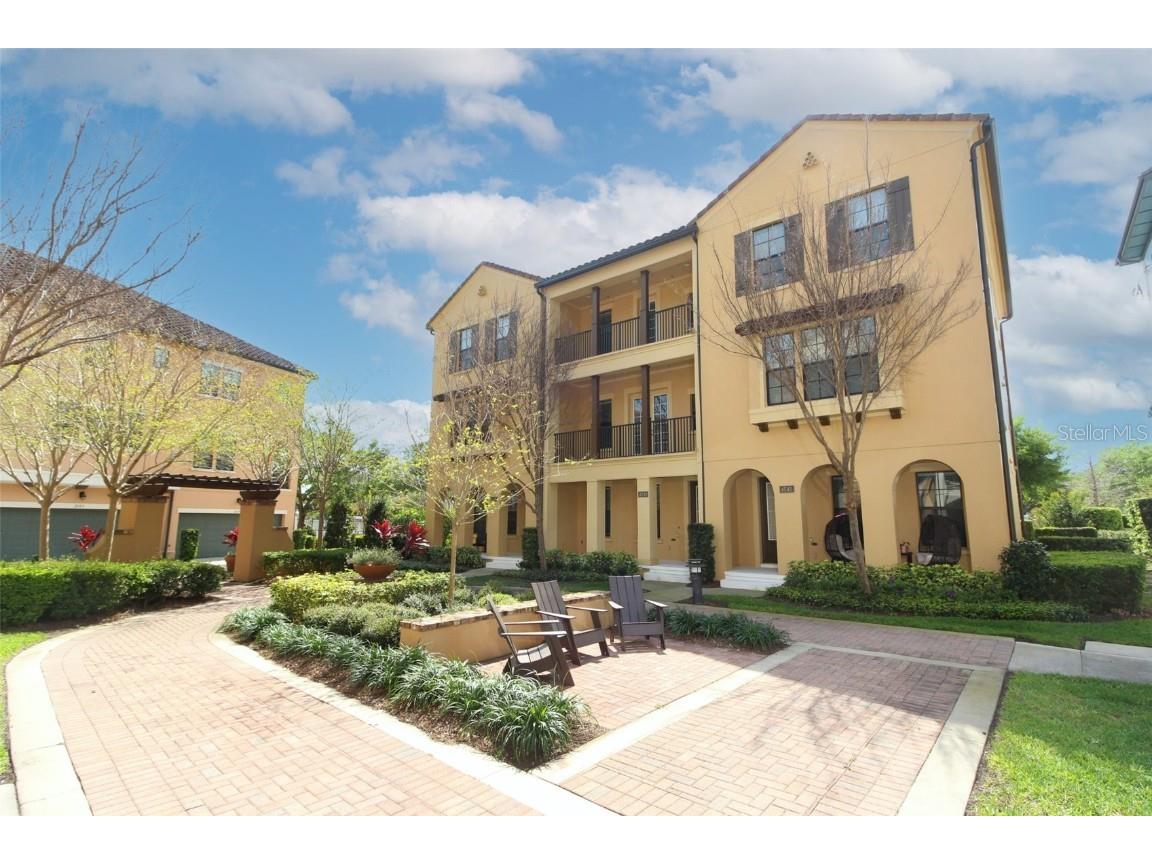 4549 Corbel Alley Orlando FL 32814 O6095922 image1