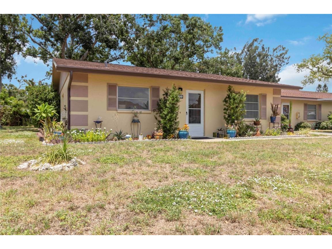 4549 Tippecanoe Trail #20 Sarasota FL 34233 A4658714 image1