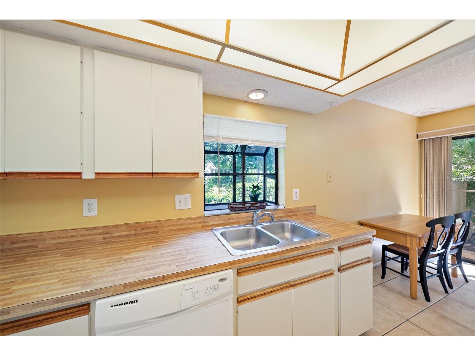 4549 Winston Lane N #41 Sarasota FL 34235 A4662839 image13