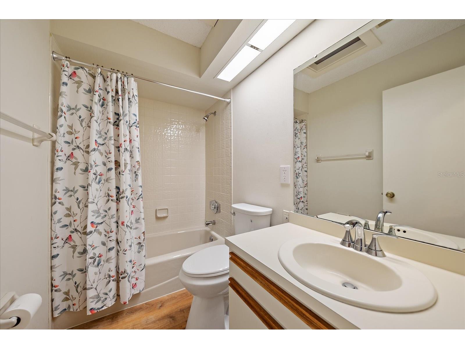 4549 Winston Lane N #41 Sarasota FL 34235 A4662839 image32