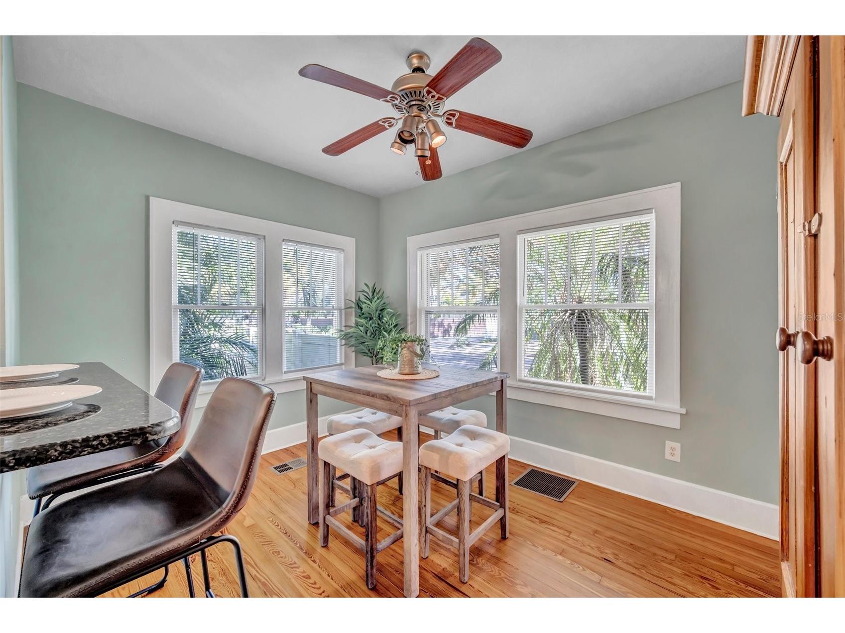 455 13th Avenue NE Saint Petersburg FL 33701 TB8321529 image25