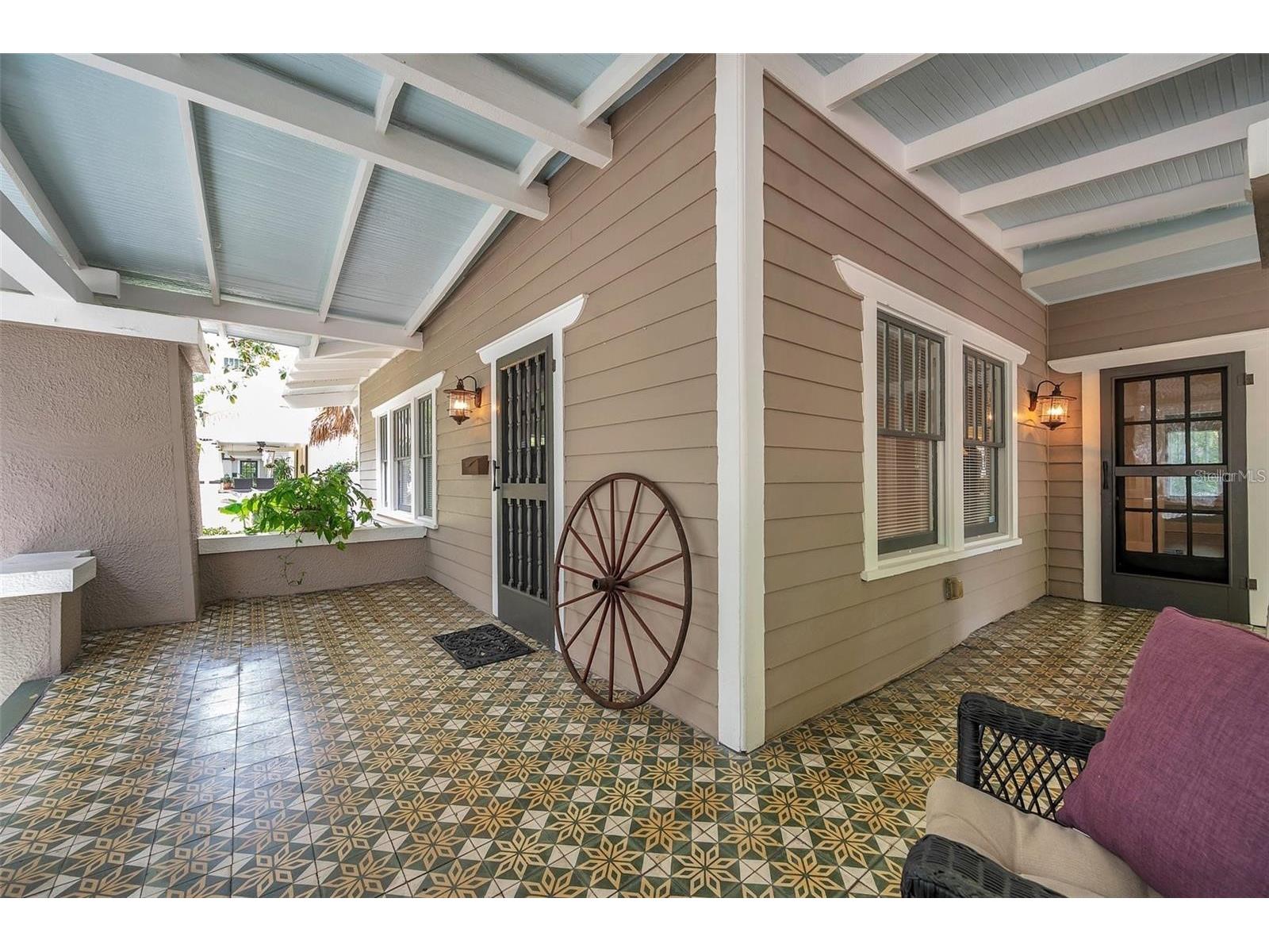 455 13th Avenue NE Saint Petersburg FL 33701 TB8321529 image3