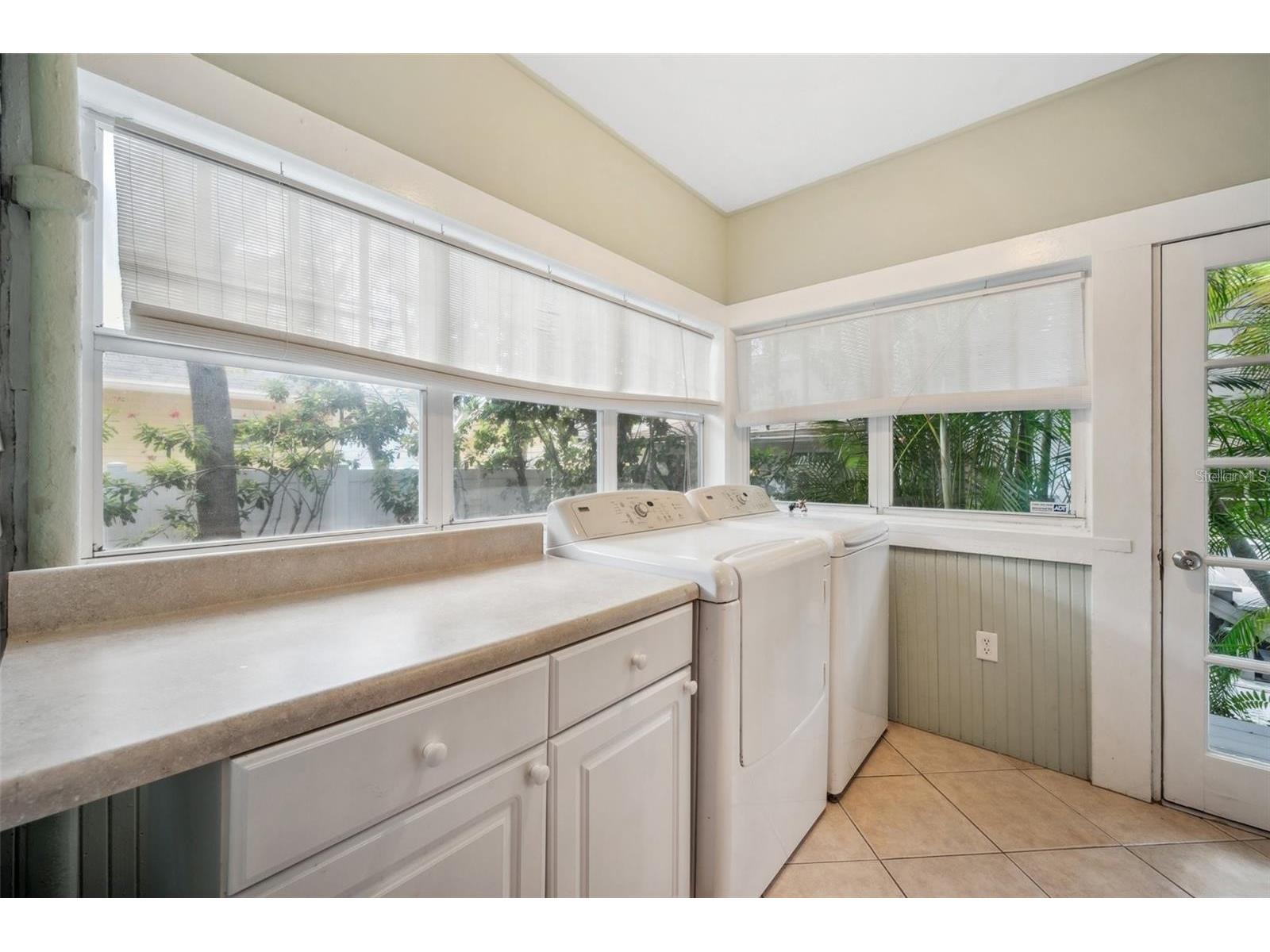 455 13th Avenue NE Saint Petersburg FL 33701 TB8321529 image38