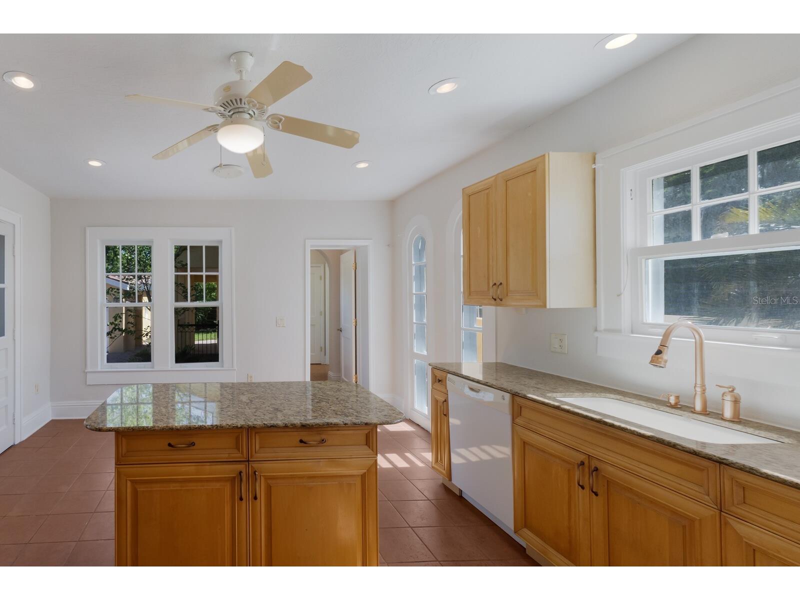 455 Acacia Drive Sarasota FL 34234 A4659947 image22