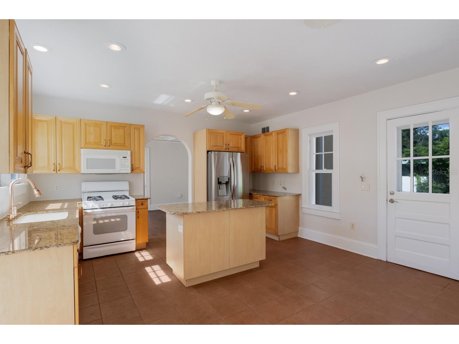 455 Acacia Drive Sarasota FL 34234 A4659947 image23