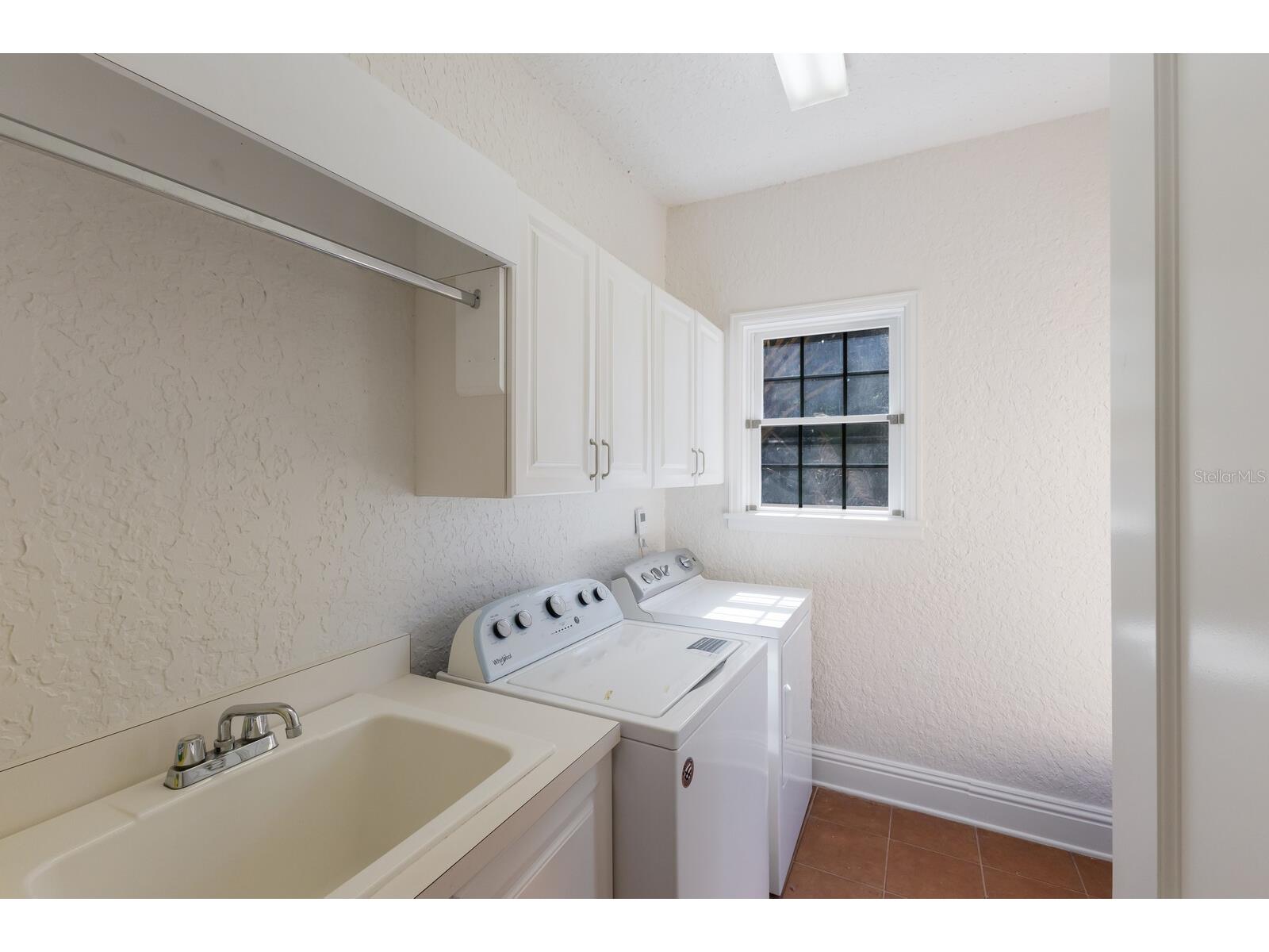 455 Acacia Drive Sarasota FL 34234 A4659947 image29