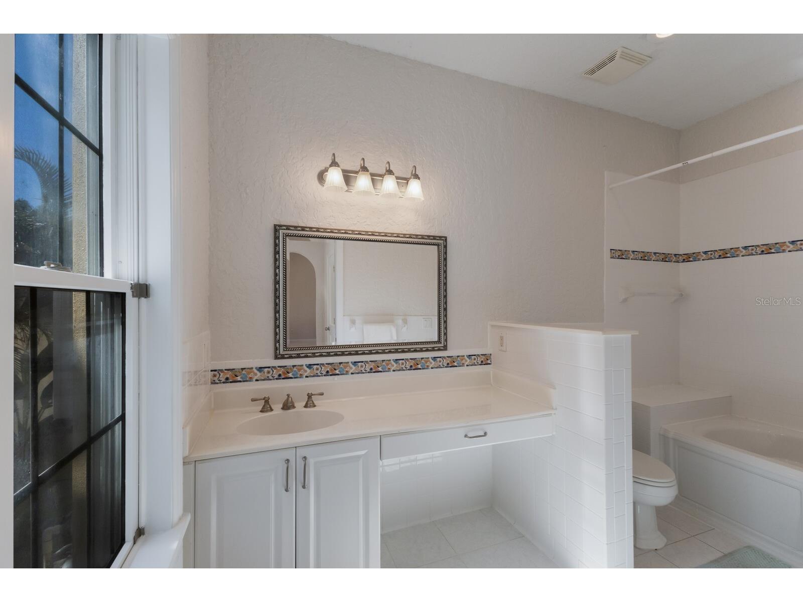 455 Acacia Drive Sarasota FL 34234 A4659947 image40