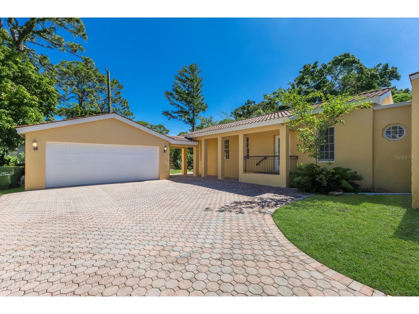 455 Acacia Drive Sarasota FL 34234 A4659947 image43