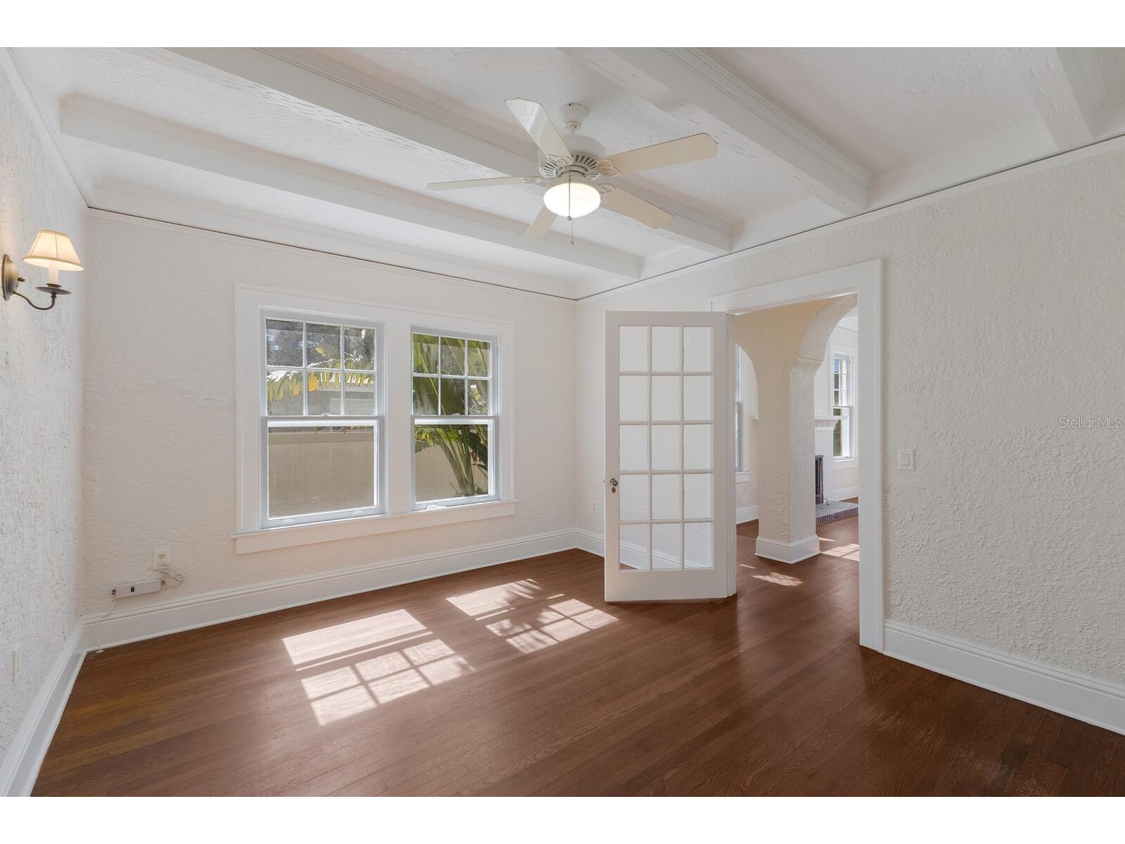 455 Acacia Drive Sarasota FL 34234 A4659947 image5