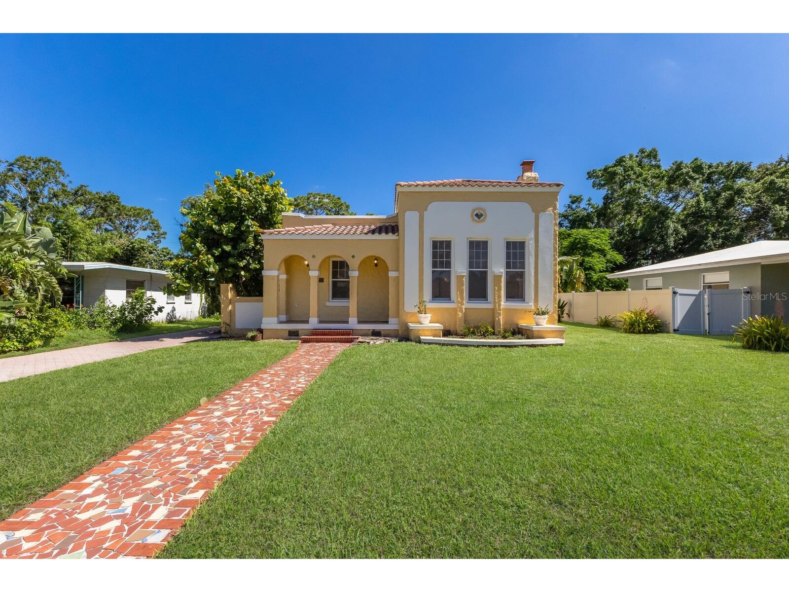 455 Acacia Drive Sarasota FL 34234 A4659947 image50