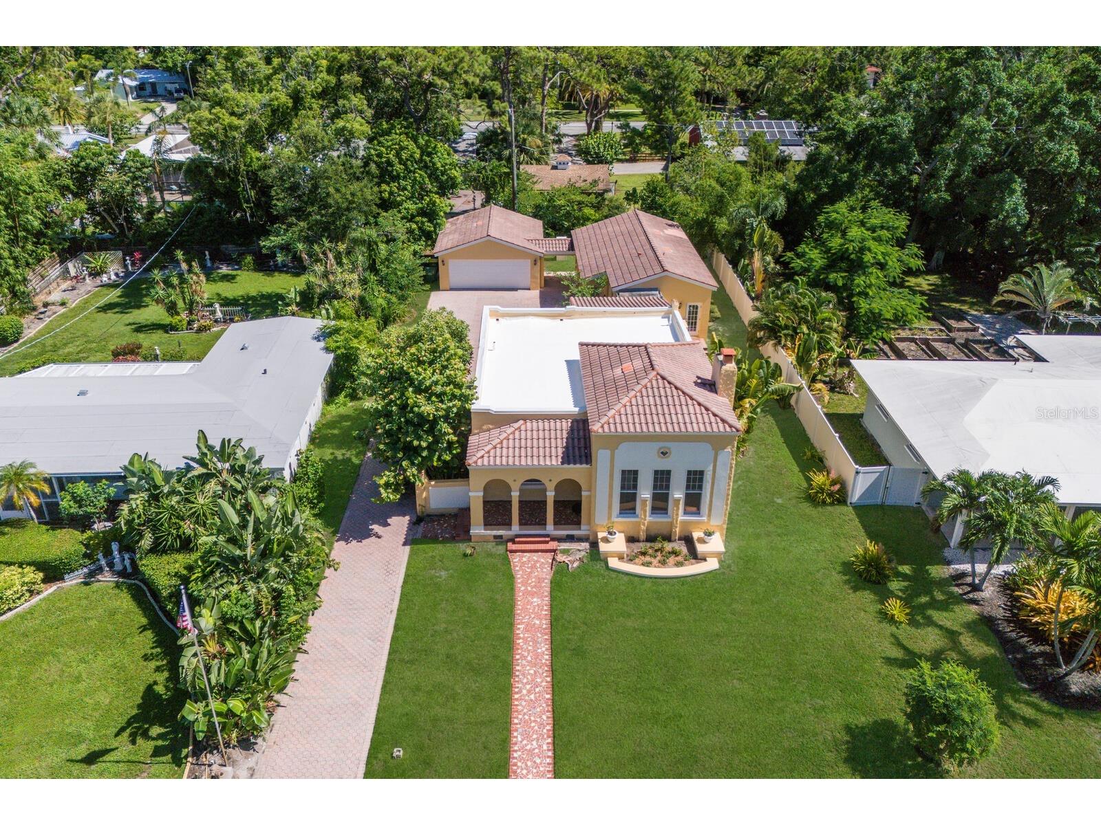 455 Acacia Drive Sarasota FL 34234 A4659947 image52