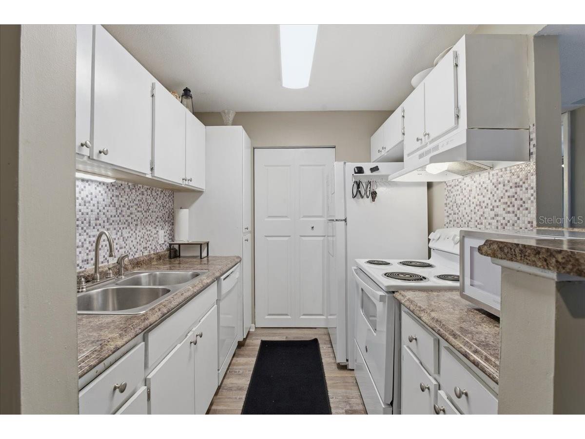 455 Alt 19 S #151 Palm Harbor FL 34683 TB8484878 image5