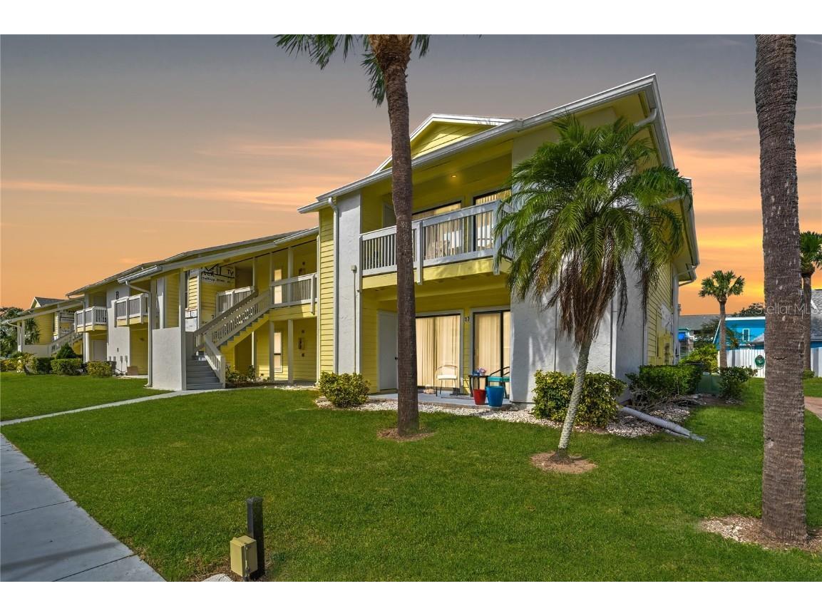 455 Alt 19 S #17 Palm Harbor FL 34683 TB8433784 image1