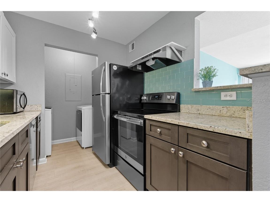 455 Alt 19 S #17 Palm Harbor FL 34683 TB8433784 image11