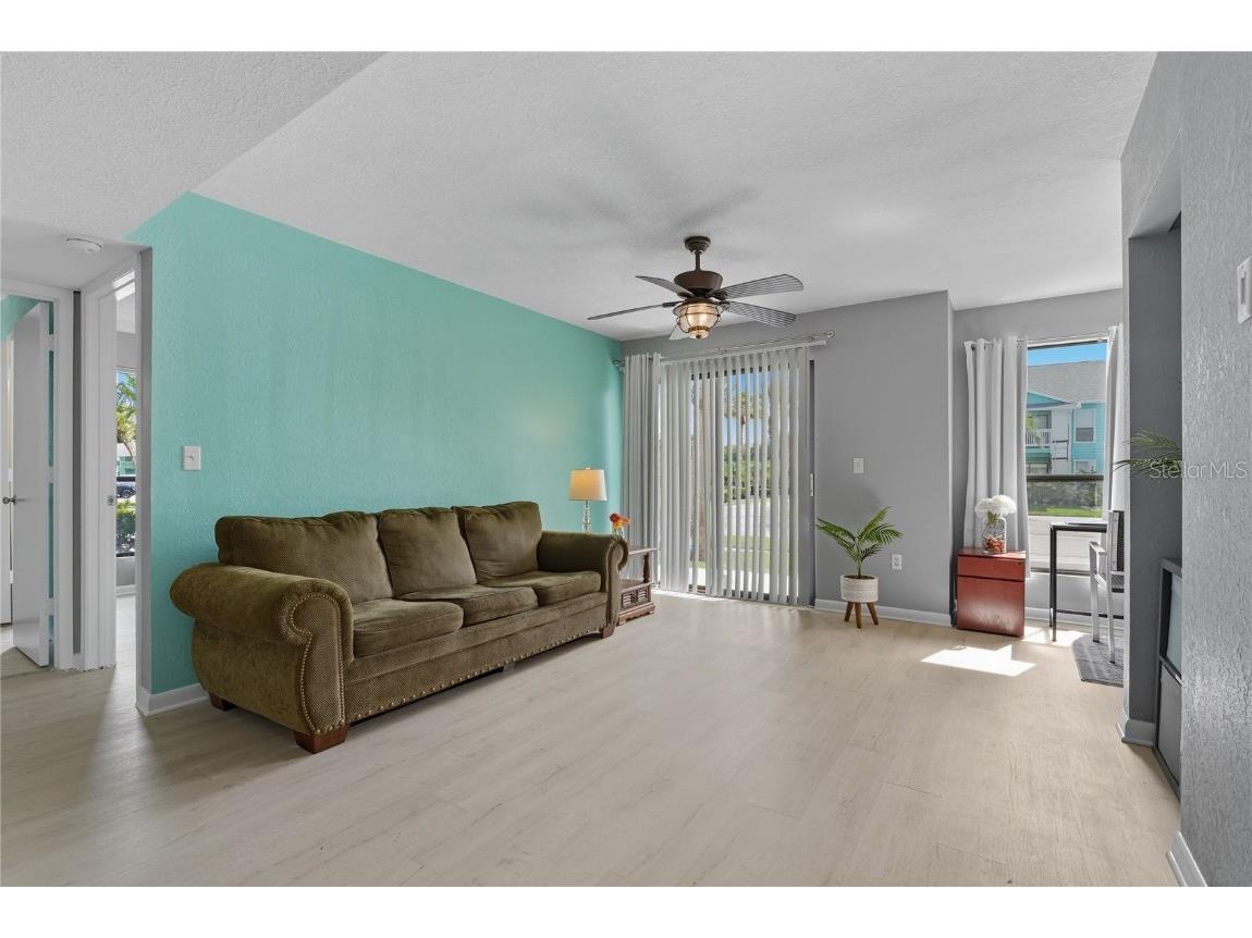 455 Alt 19 S #17 Palm Harbor FL 34683 TB8433784 image16