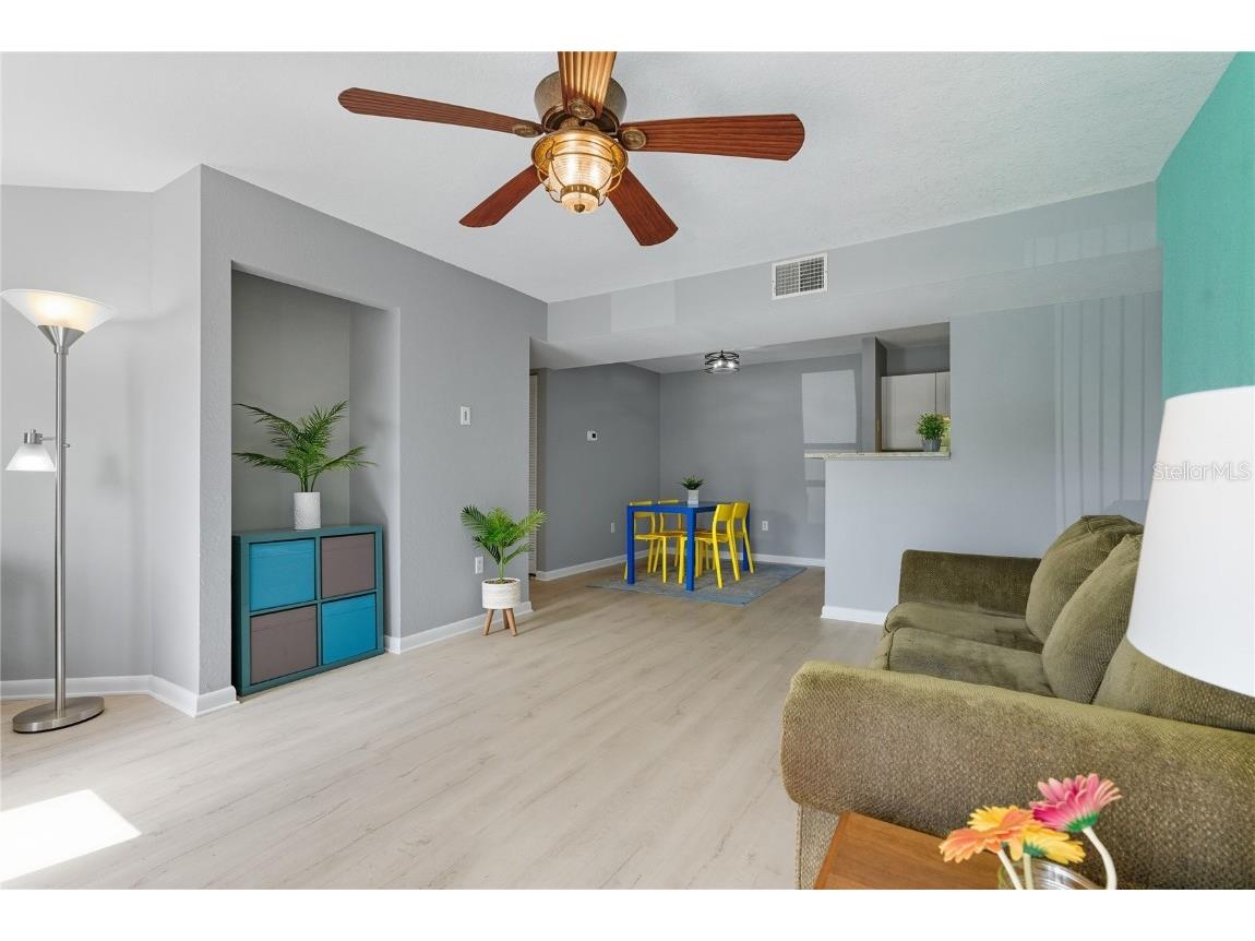 455 Alt 19 S #17 Palm Harbor FL 34683 TB8433784 image18