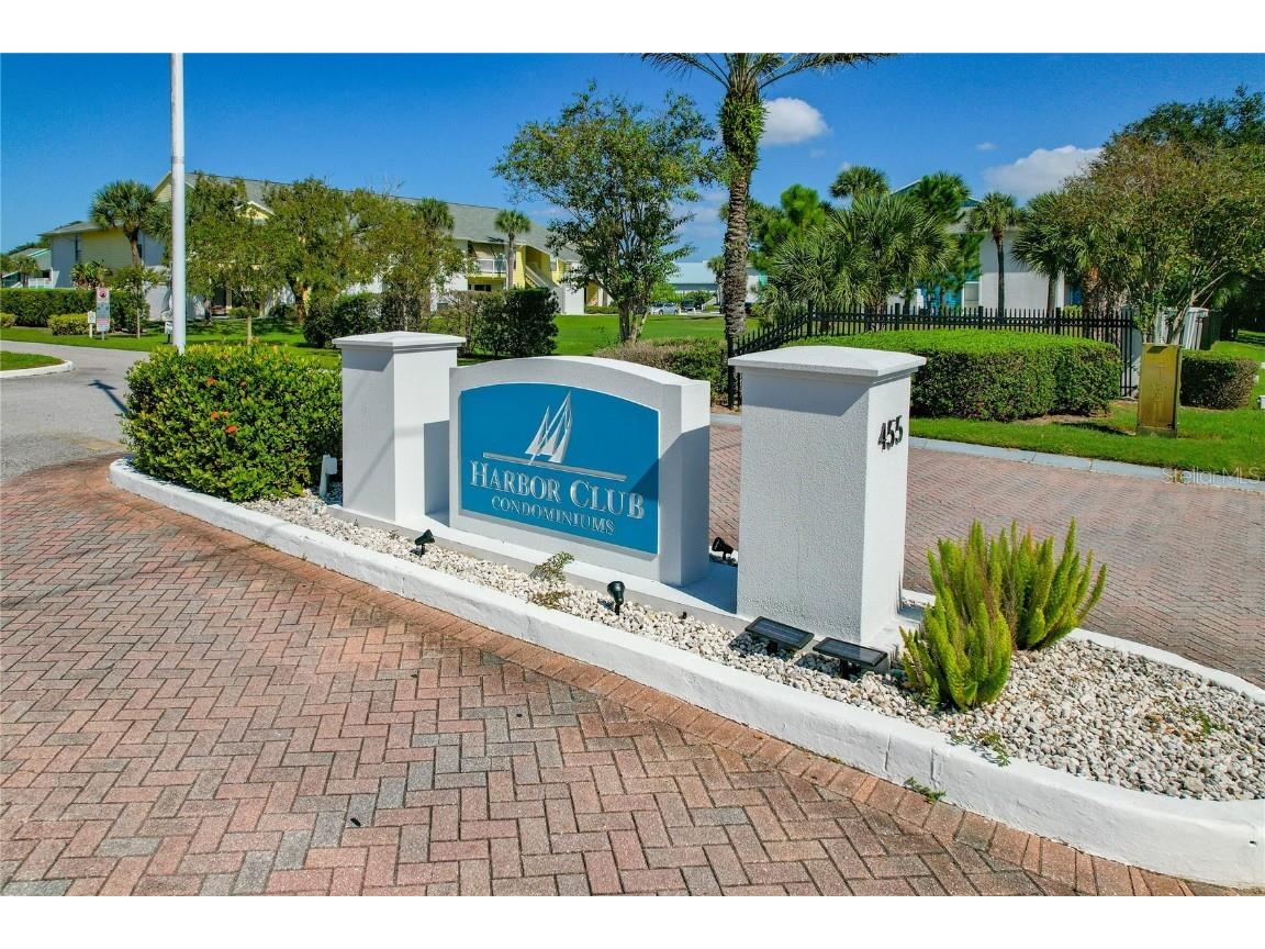 455 Alt 19 S #17 Palm Harbor FL 34683 TB8433784 image34
