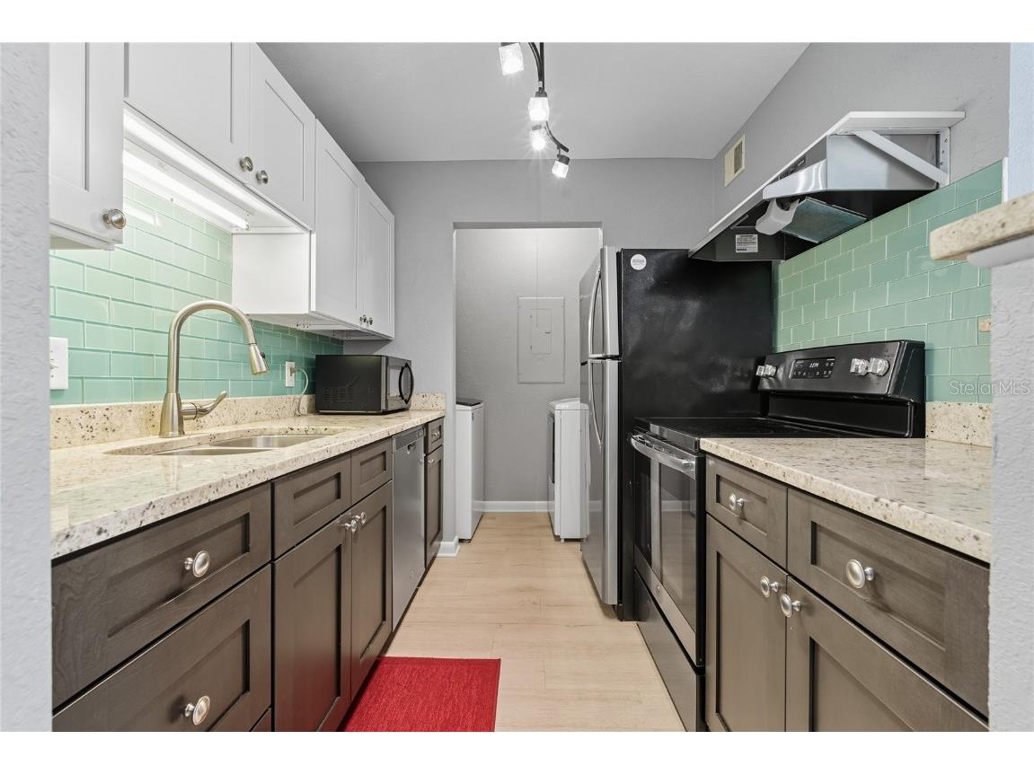 455 Alt 19 S #17 Palm Harbor FL 34683 TB8433784 image4