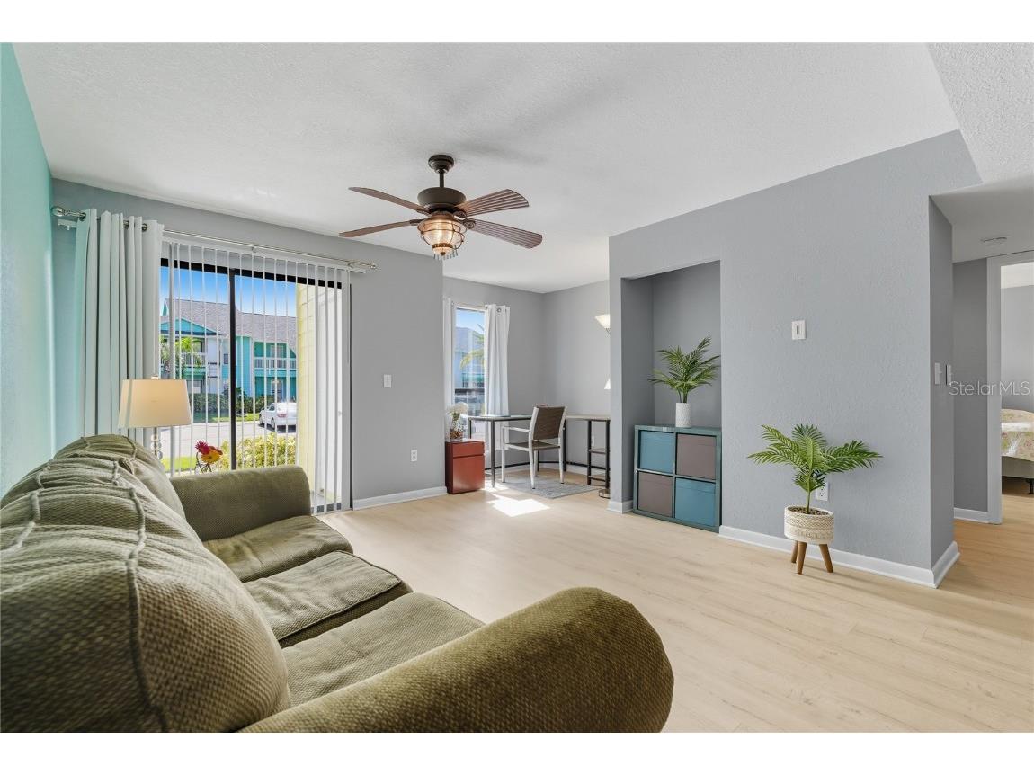 455 Alt 19 S #17 Palm Harbor FL 34683 TB8433784 image5