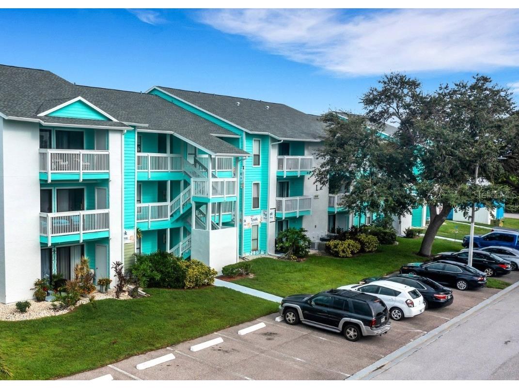 455 Alt 19 S #201 Palm Harbor FL 34683 TB8301808 image1