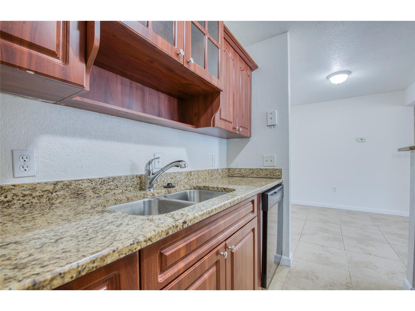 455 Alt 19 S #21 Palm Harbor FL 34683 TB8483559 image12