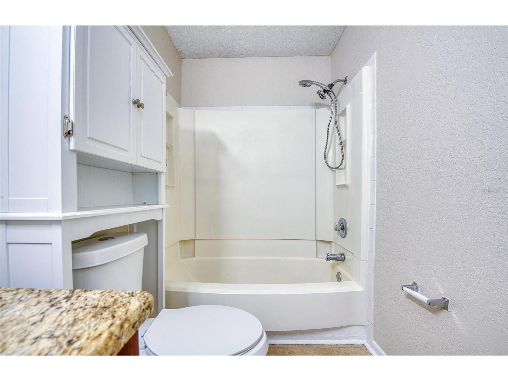 455 Alt 19 S #21 Palm Harbor FL 34683 TB8483559 image15