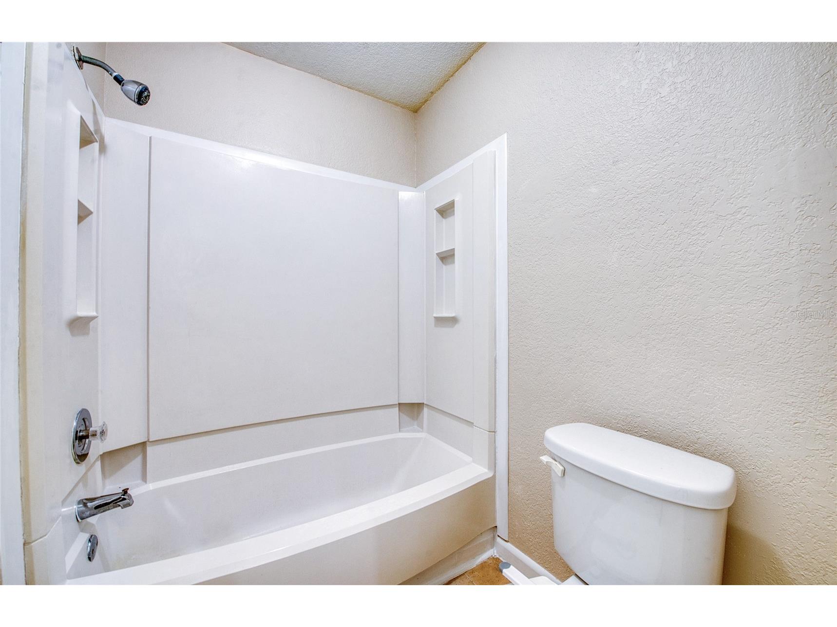 455 Alt 19 S #21 Palm Harbor FL 34683 TB8483559 image24