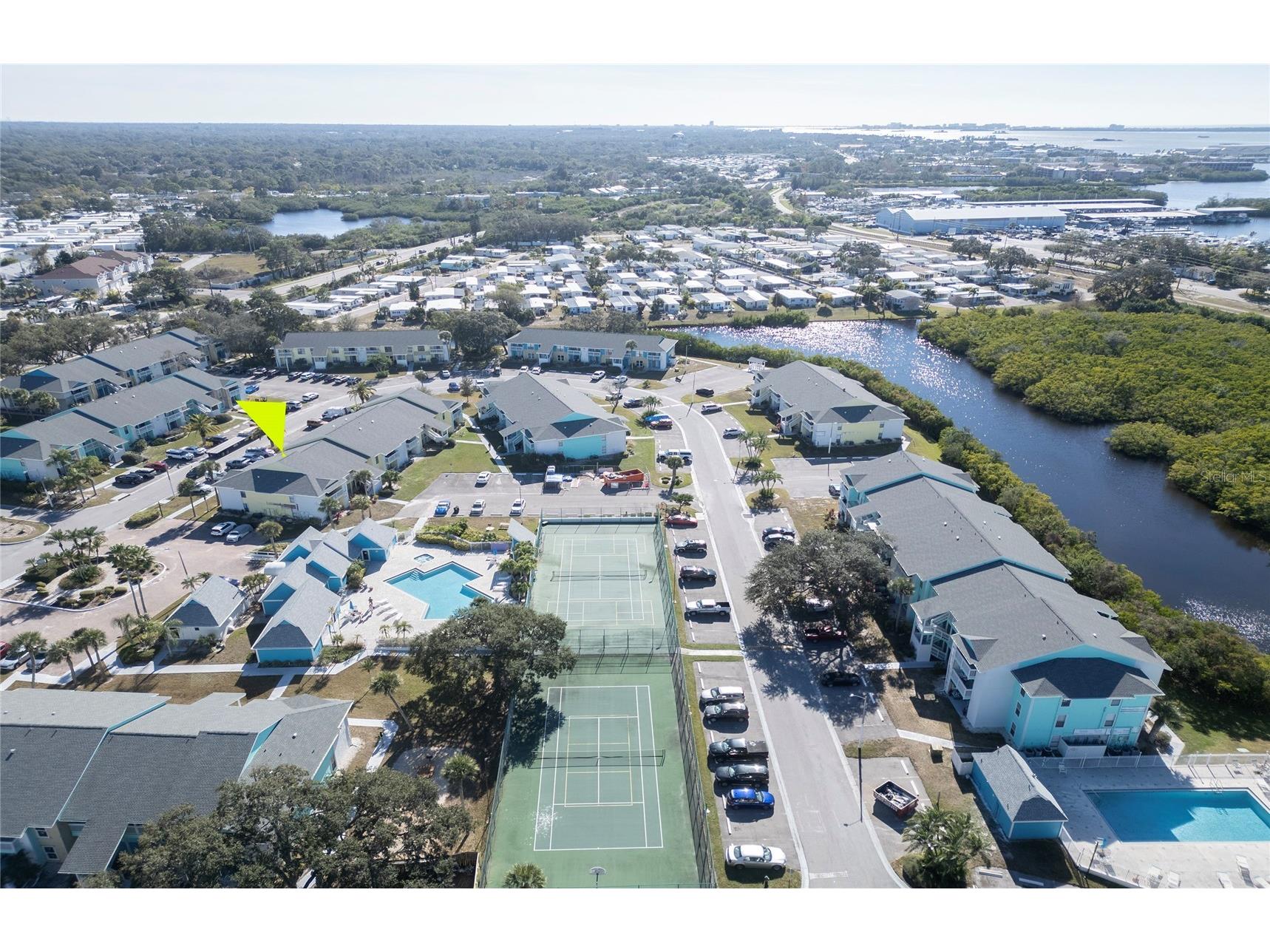 455 Alt 19 S #21 Palm Harbor FL 34683 TB8483559 image28