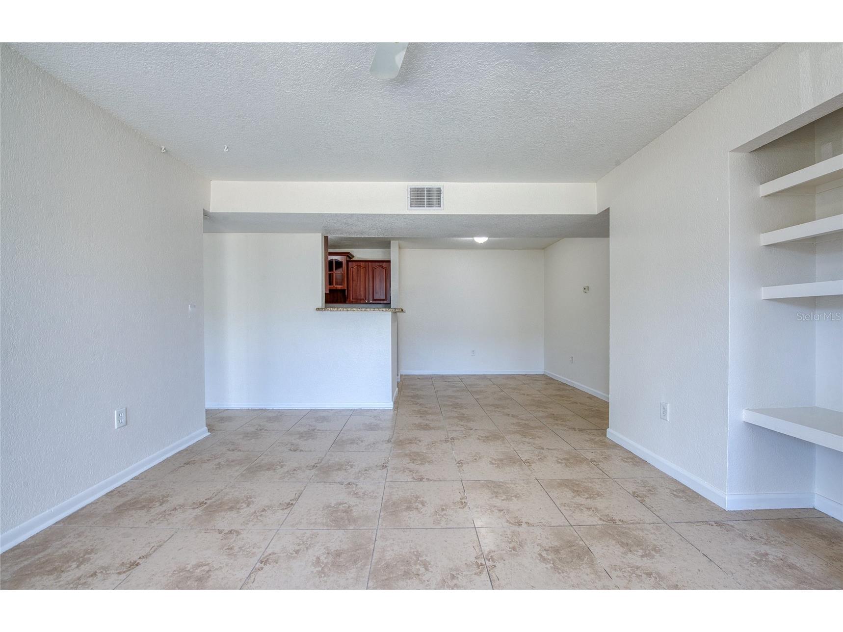 455 Alt 19 S #21 Palm Harbor FL 34683 TB8483559 image6