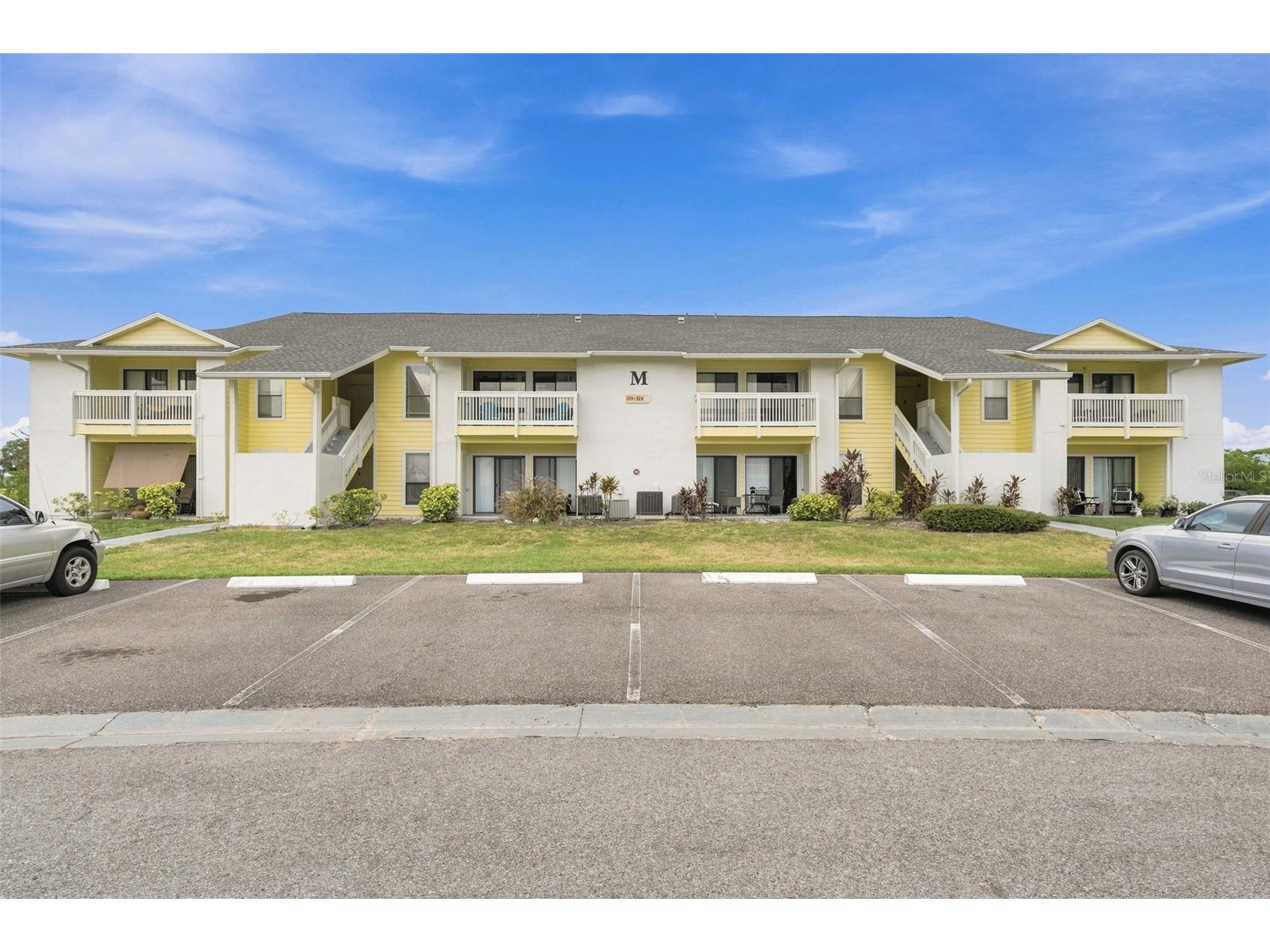 455 Alt 19 S #216 Palm Harbor FL 34683 TB8525123 image1