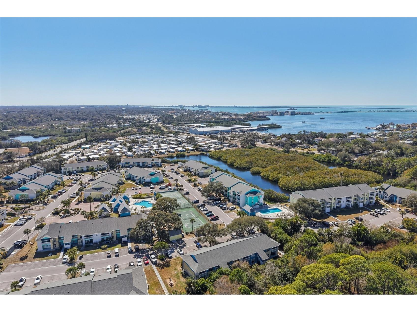 455 Alt 19 S #42 Palm Harbor FL 34683 TB8468572 image52