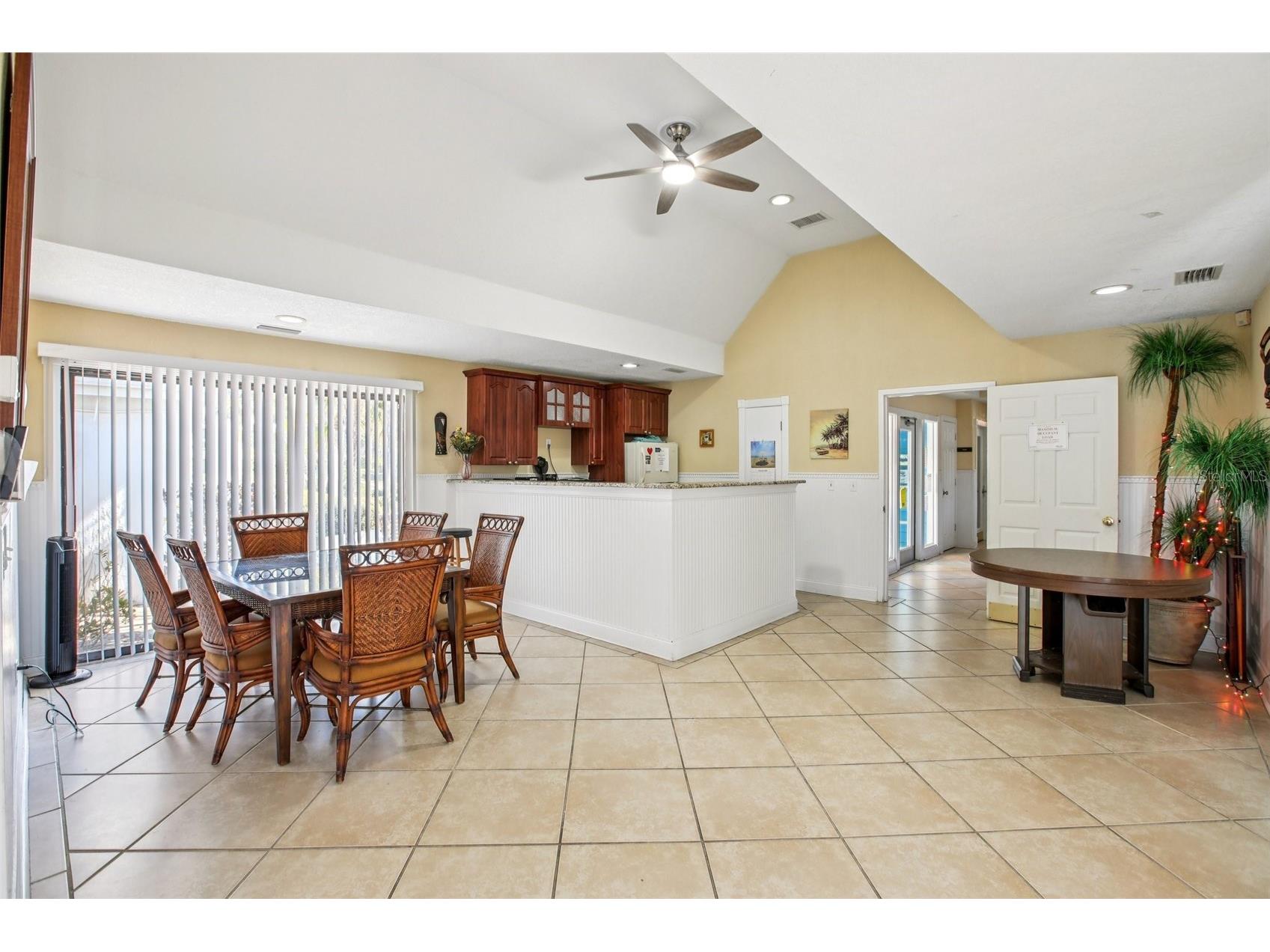 455 Alt 19 S #42 Palm Harbor FL 34683 TB8468572 image57