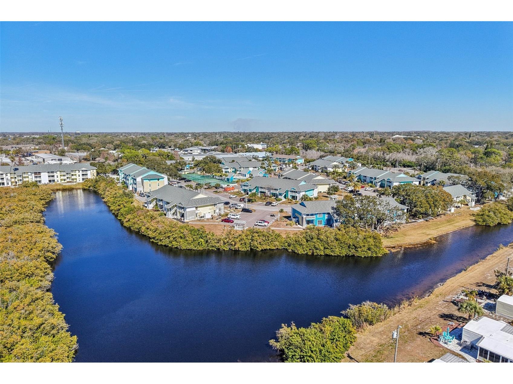 455 Alt 19 S #42 Palm Harbor FL 34683 TB8468572 image87