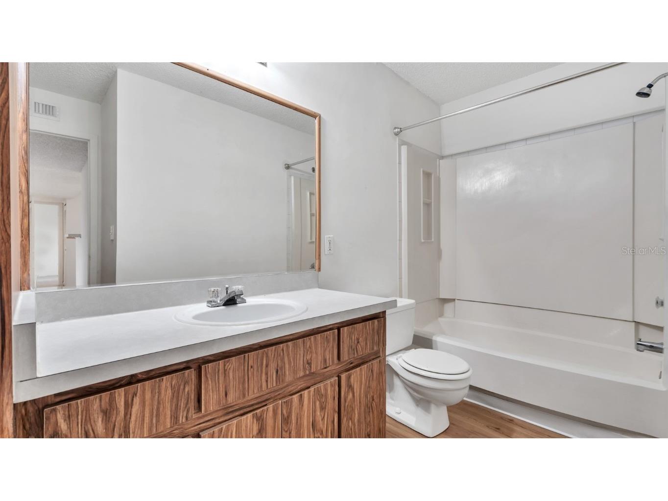 455 Alt 19 S #L200 Palm Harbor FL 34683 TB8414150 image13