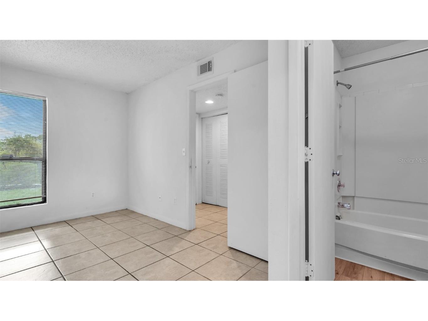 455 Alt 19 S #L200 Palm Harbor FL 34683 TB8414150 image22