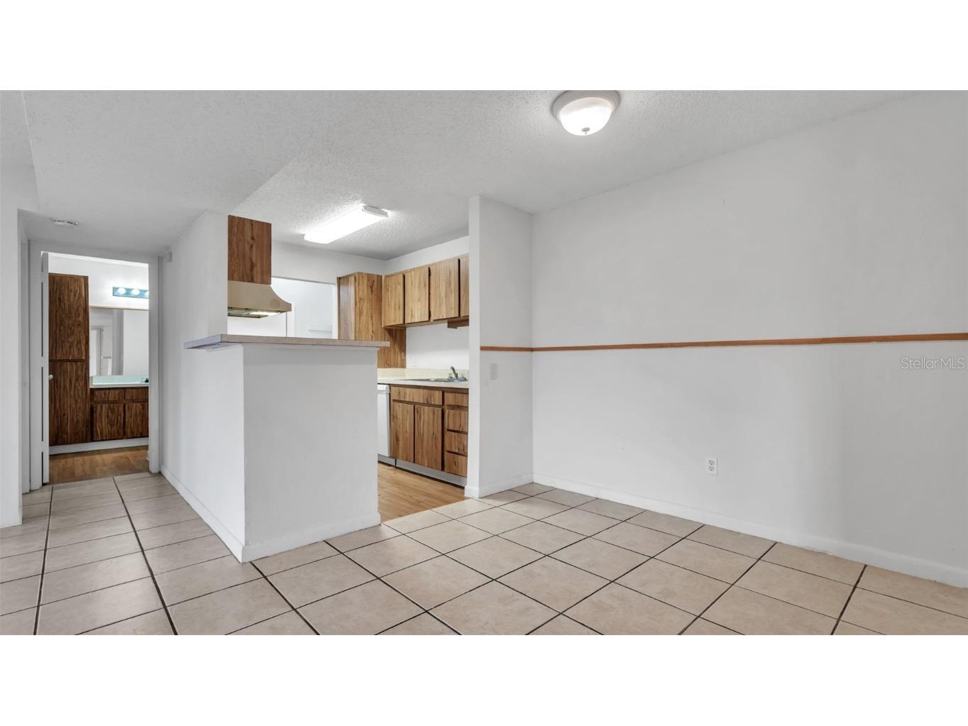 455 Alt 19 S #L200 Palm Harbor FL 34683 TB8414150 image3