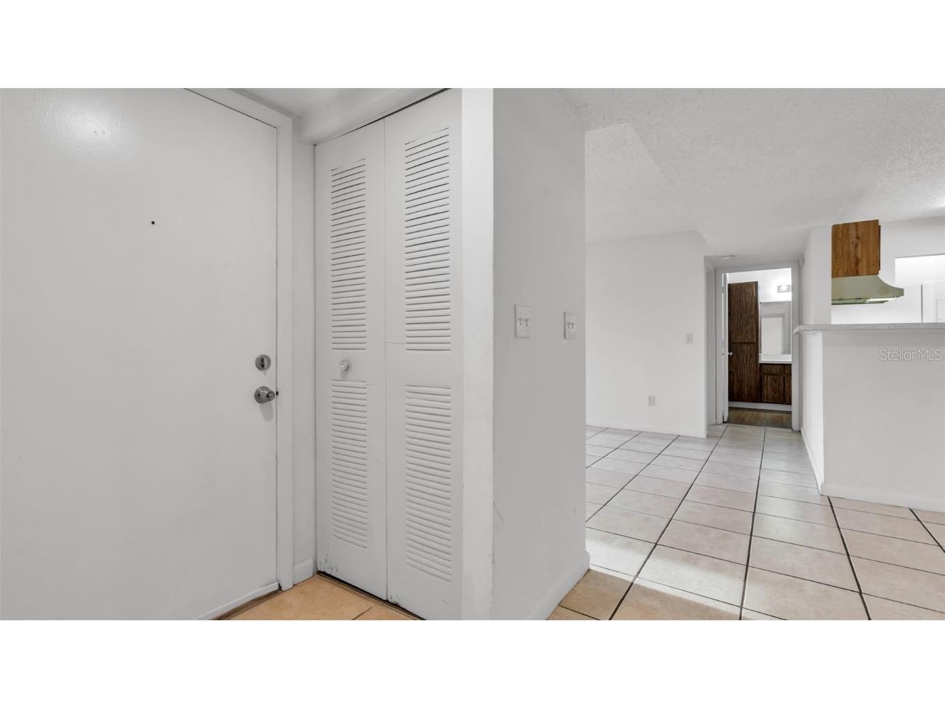 455 Alt 19 S #L200 Palm Harbor FL 34683 TB8414150 image4